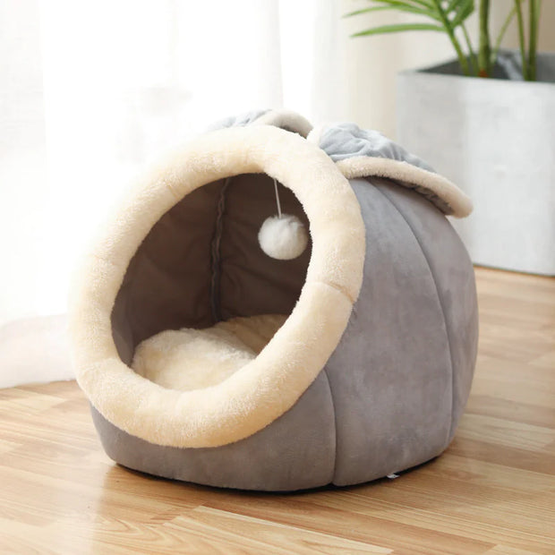 Plush Feline Pod