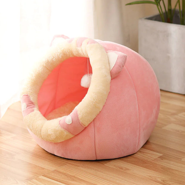 Plush Feline Pod