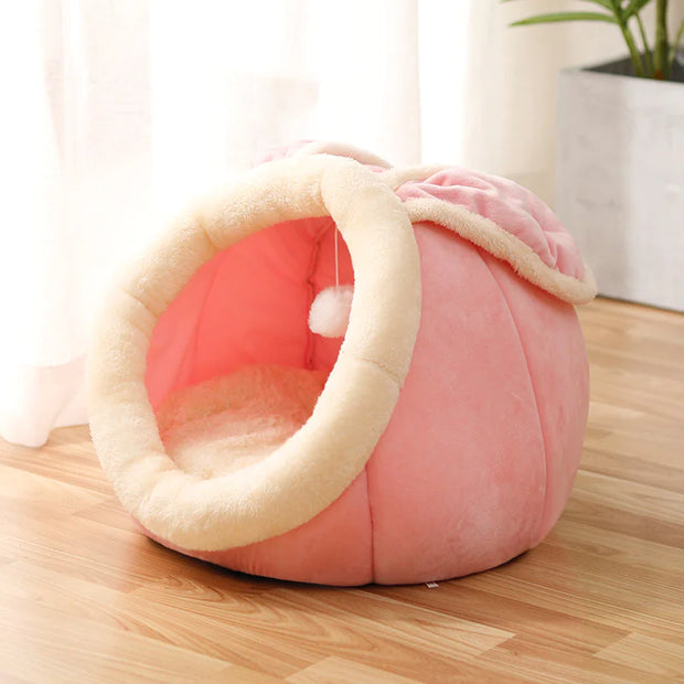 Plush Feline Pod